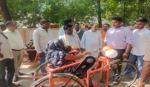 हैदरगढ़ में एक शिविर से 177 लोगों को मिला लाभ, जानें किन योजनाओं के प्रमाण पत्र बंटे